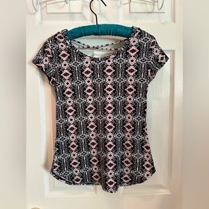 Printed No Boundaries open back top